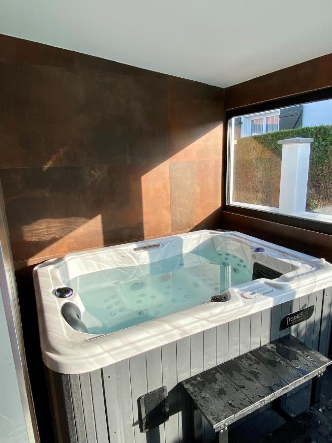 Agreable Maison De Ville Avec Une Belle Terrasse Anglet Exterior foto